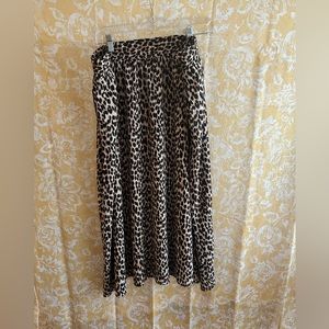 Silky animal print midi shirt